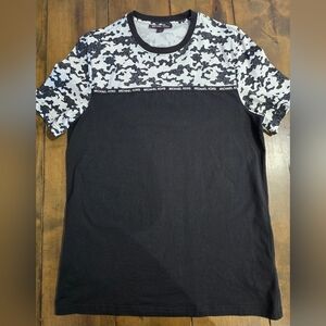💥Michael Kors Camouflage Black and White TShirt💥Size M💥